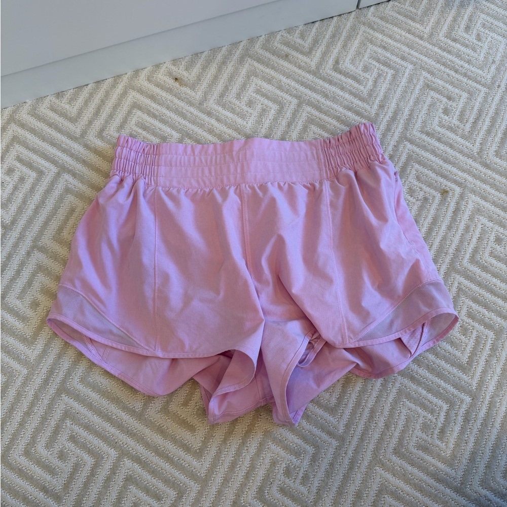 Lululemon Hotty hot shorts 2.5”
